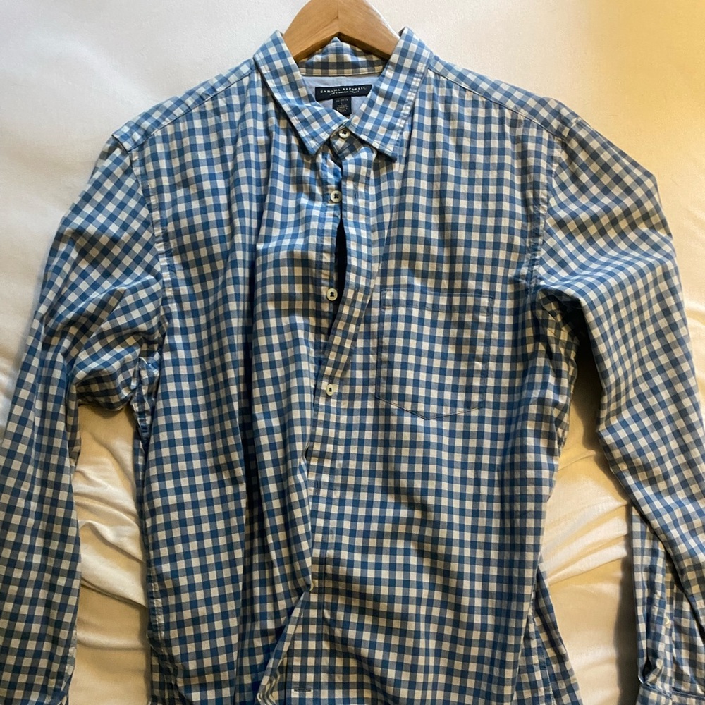 Banana Republic Men’s Button Up